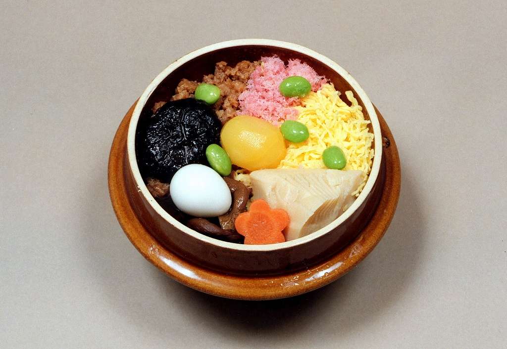 五目釜めし