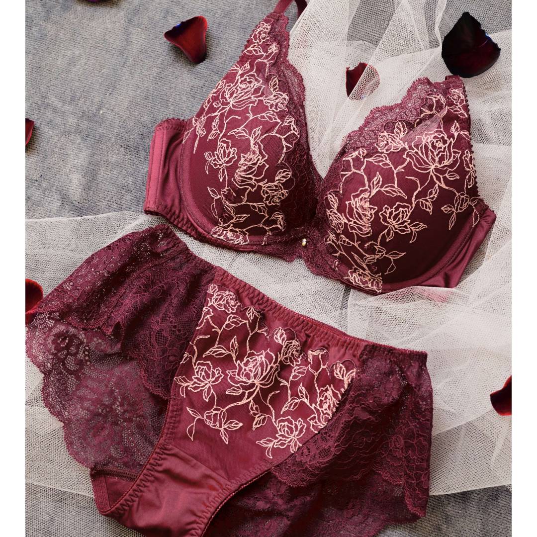 【New】夢みるブラDeepV 🎄