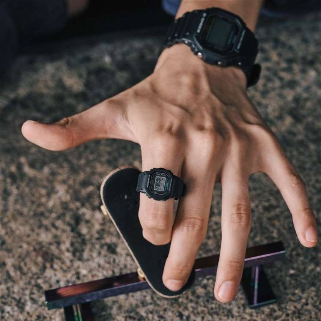 発売前から大きな話題になっているG-SHOCK Nano　3色予約受付中!!