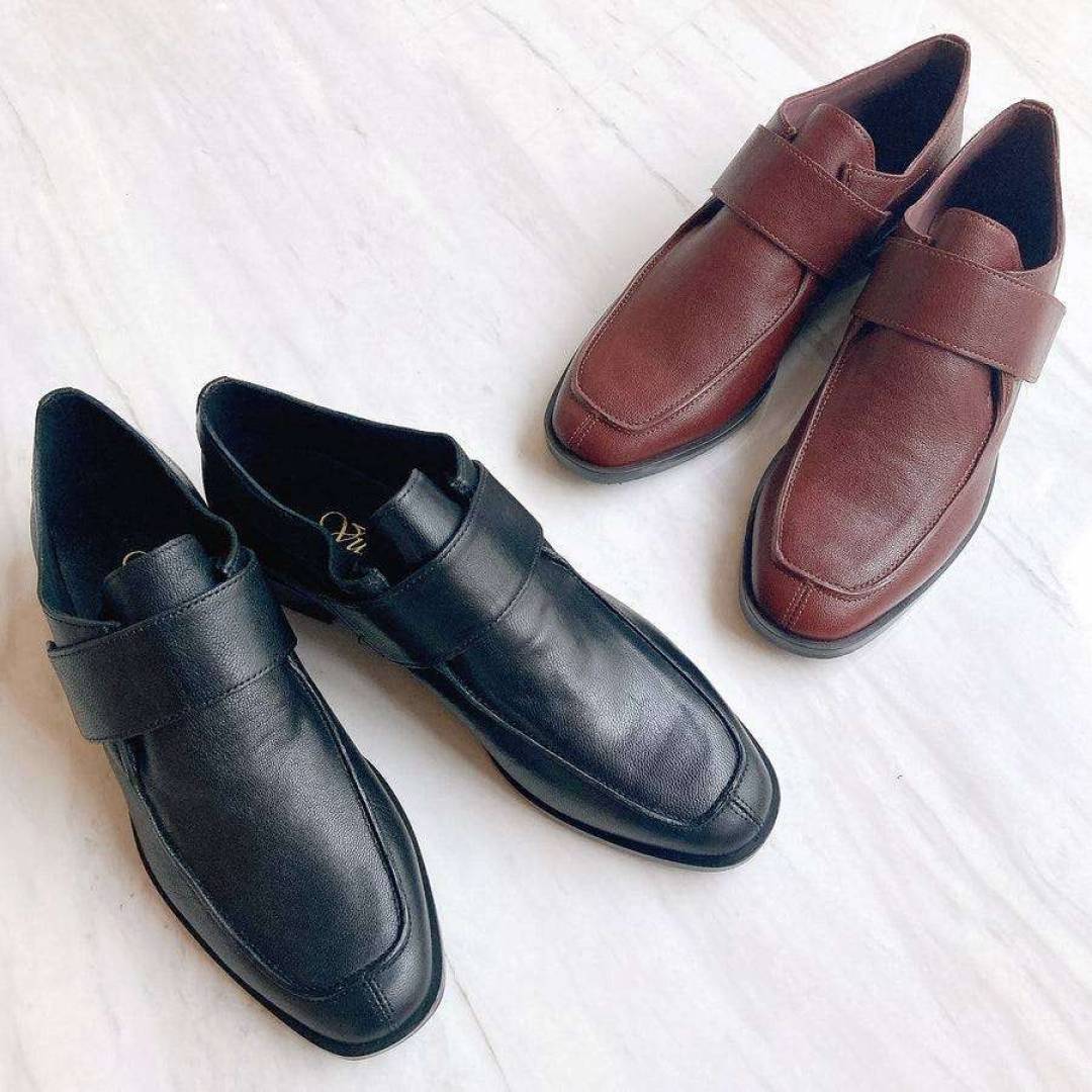 マニッシュな甲深シューズ