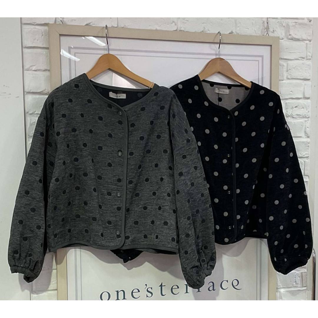 ドットが可愛いジャケットのご紹介