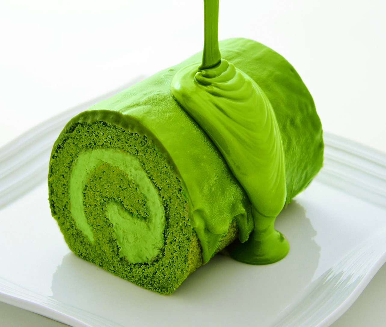 宇治抹茶生チョコロールケーキ