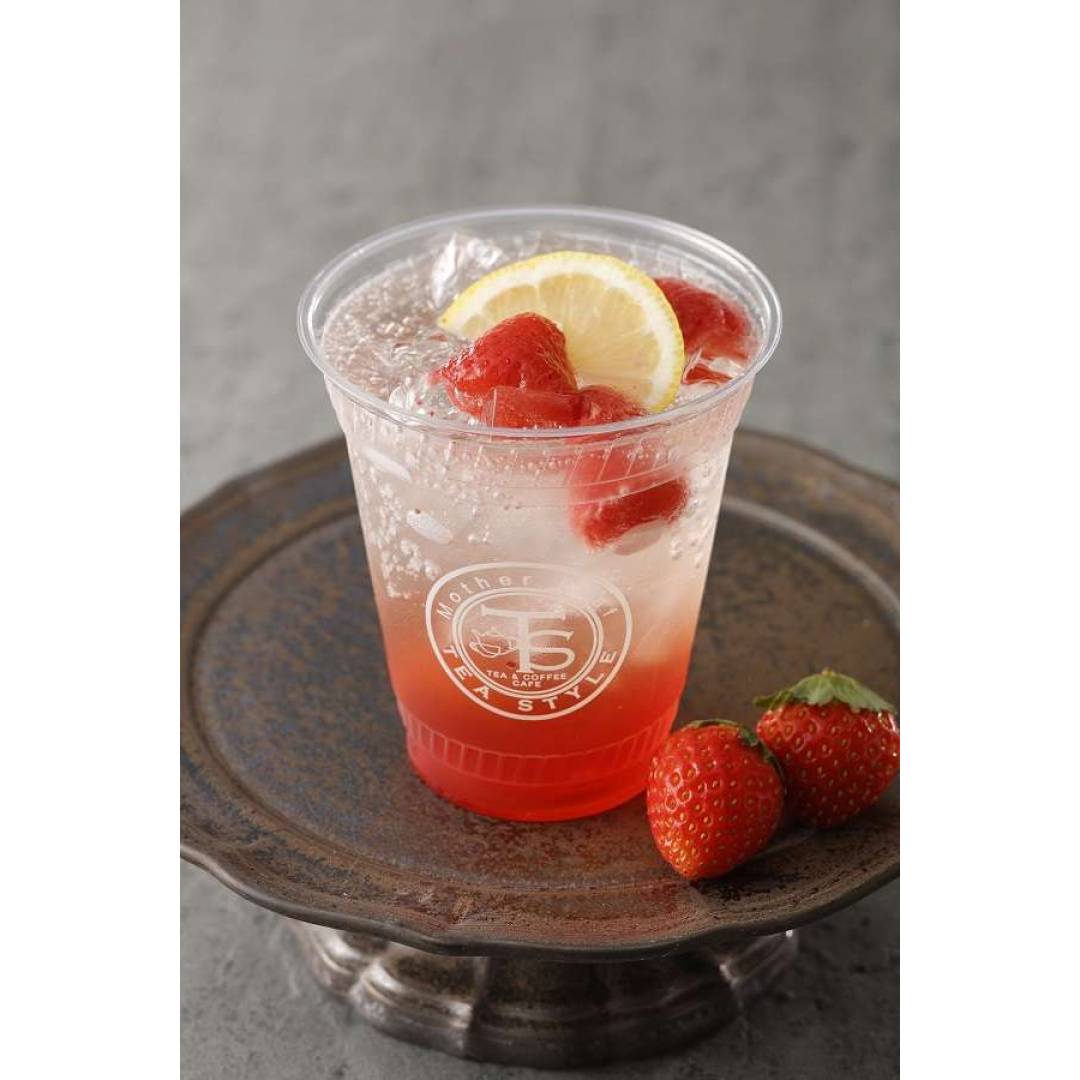 🍓自家製いちごコンポートのティーソーダ🍓