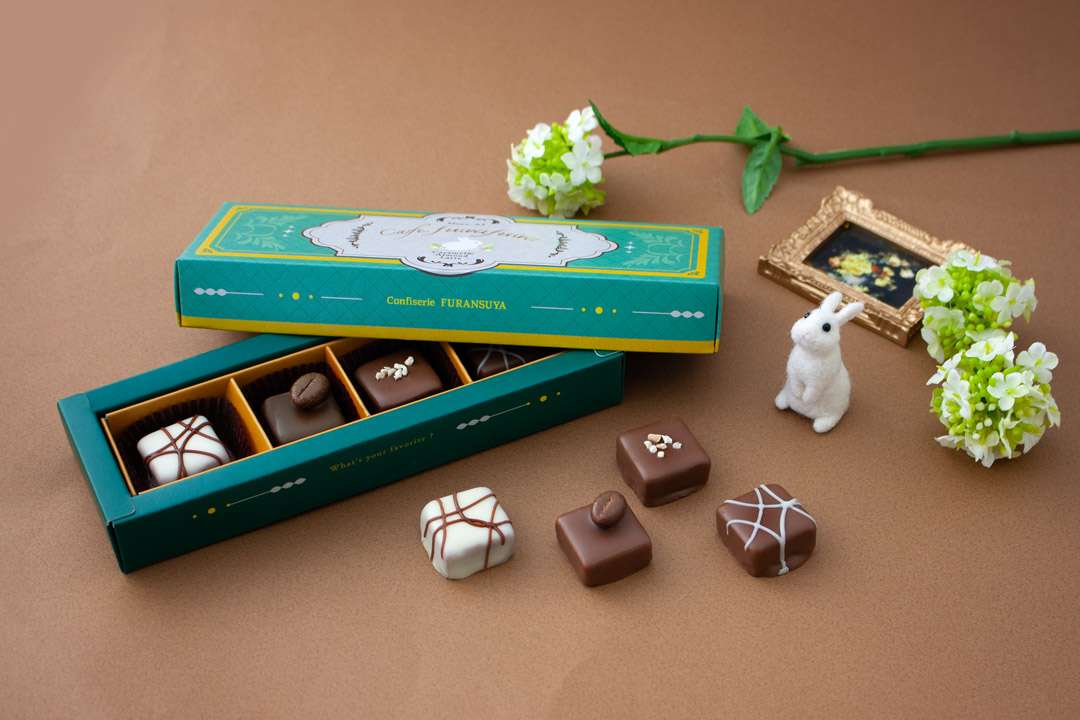 キャラメル＆アーモンドラテ