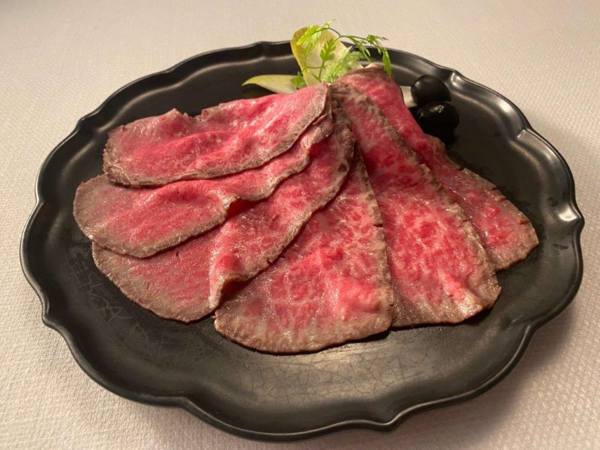 黒毛和牛熟成ローストビーフ