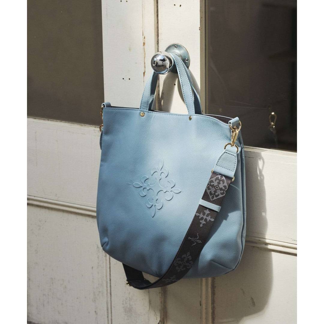 【russet】エンボスレザートートに新色登場！