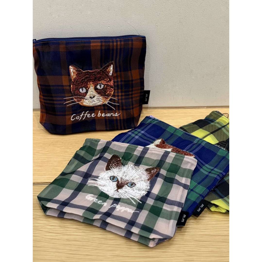 アズ ノゥ アズ ドゥ バズ