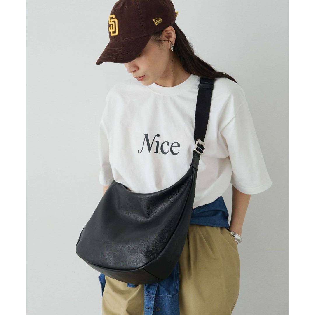 【russet】ソフトレザーラウンドショルダー【名品】