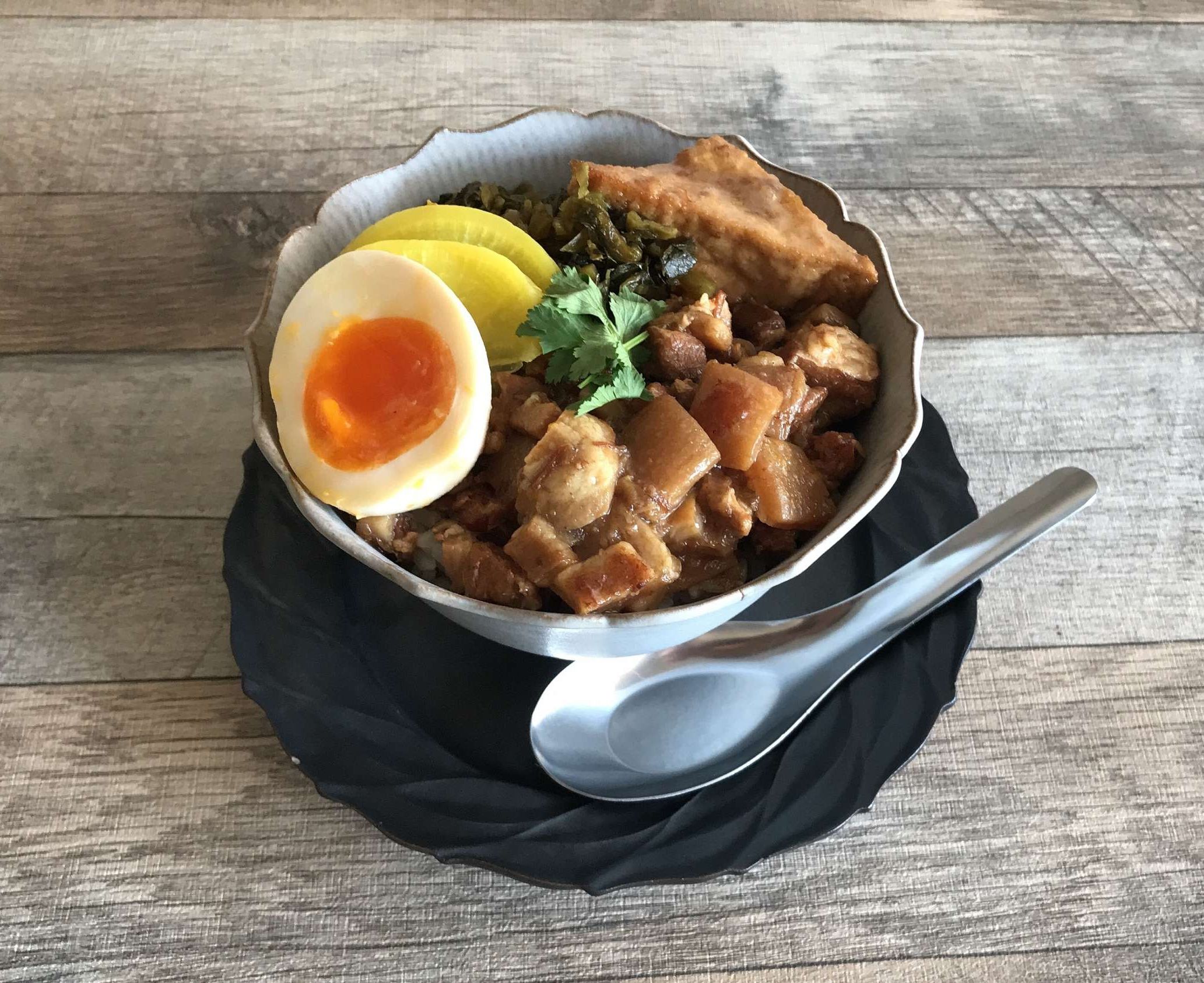 ルーロー飯