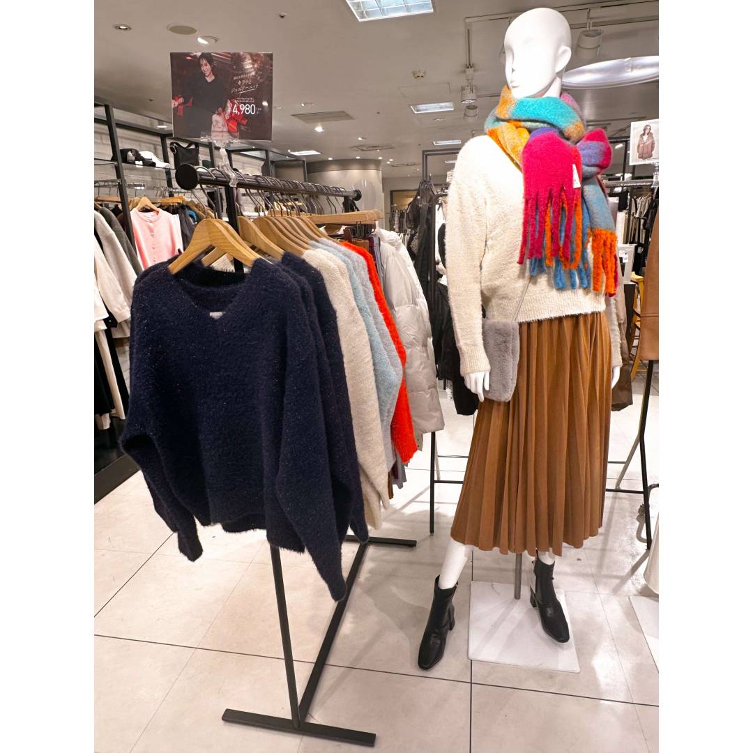 冬のキラキラニット入荷✨