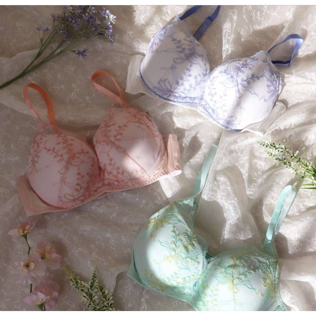 アモスタイル バイ トリンプ