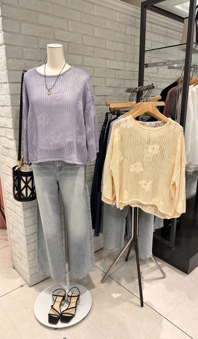 新作✨フラワーモチーフメッシュニット