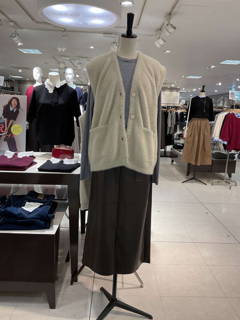 ☁️ふわふわフェザーベスト☁️